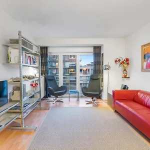 https://appartement-aan-zee-oostende.ostend-hotel.net