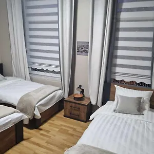 Djulia , Gent België